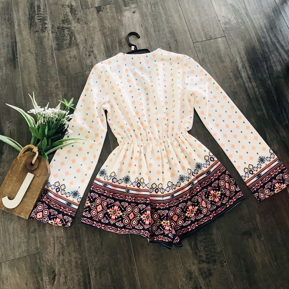 Live 4 TRUTH Long Sleeve Short Romper - Picture 2 of 3